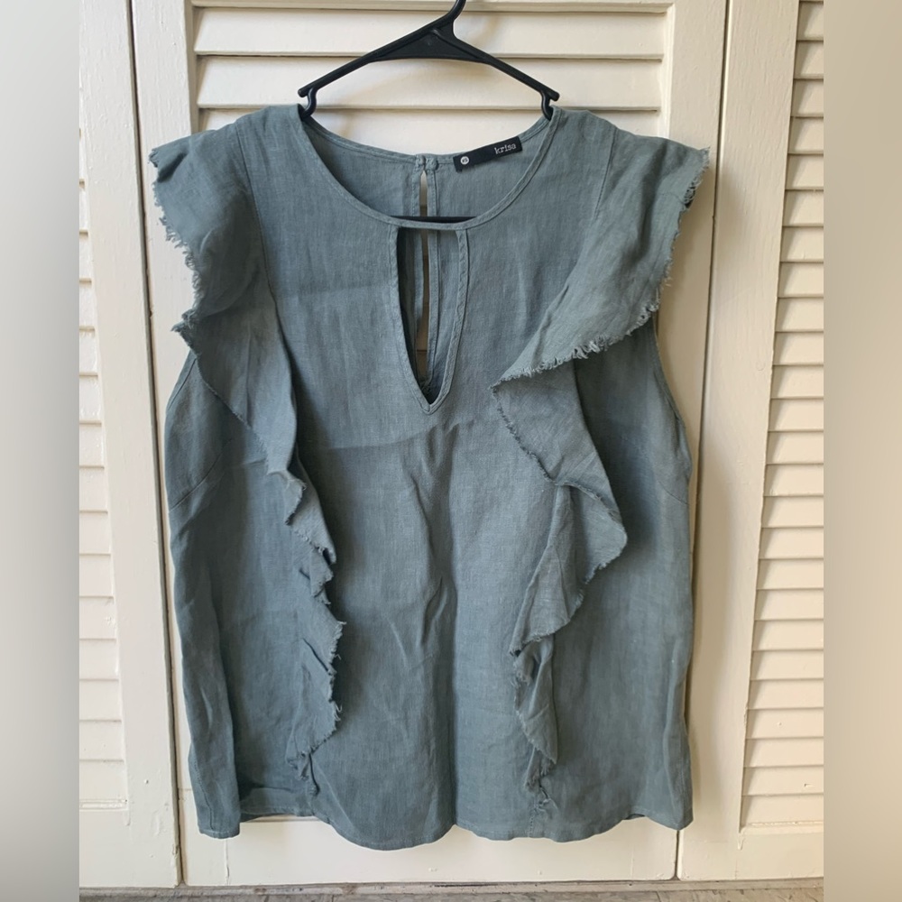 XS Krista top that has only been warn a few times.